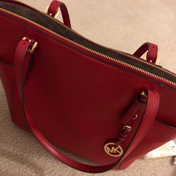 Michael Kors Handbags - Michael Kors purse!